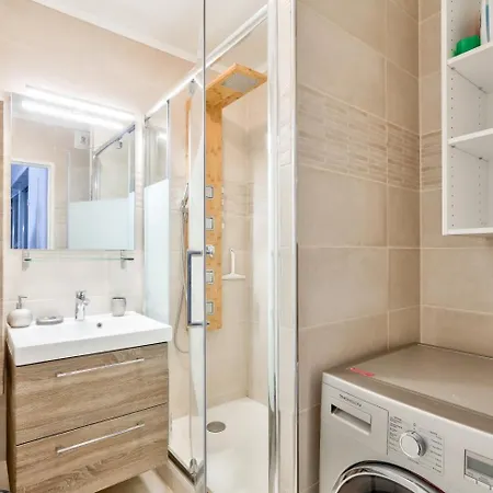 Appartement Moderne T2 Avec Balcon Proche Du Bois De Vincennes